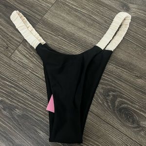 Strawberry Milk Mob Sporty Bottom